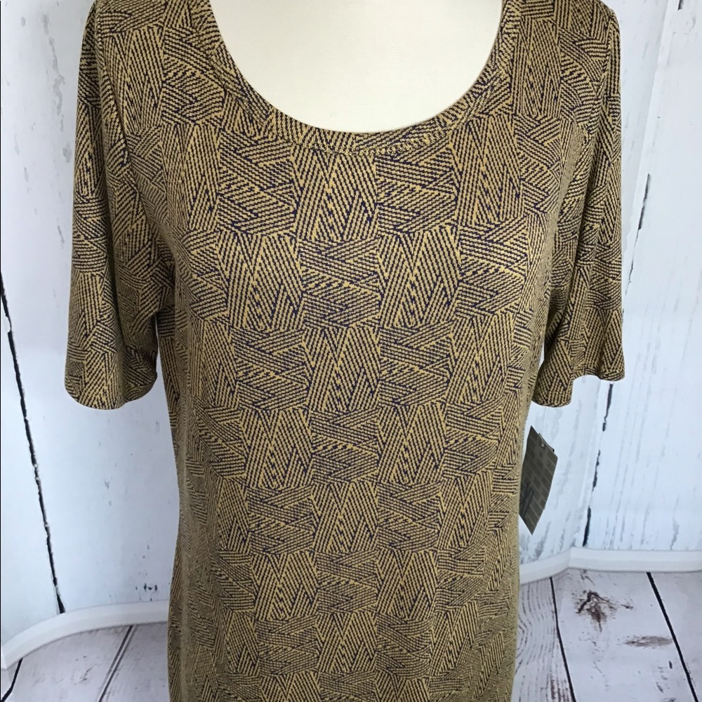 Lularoe Carly - Picture 3 of 12